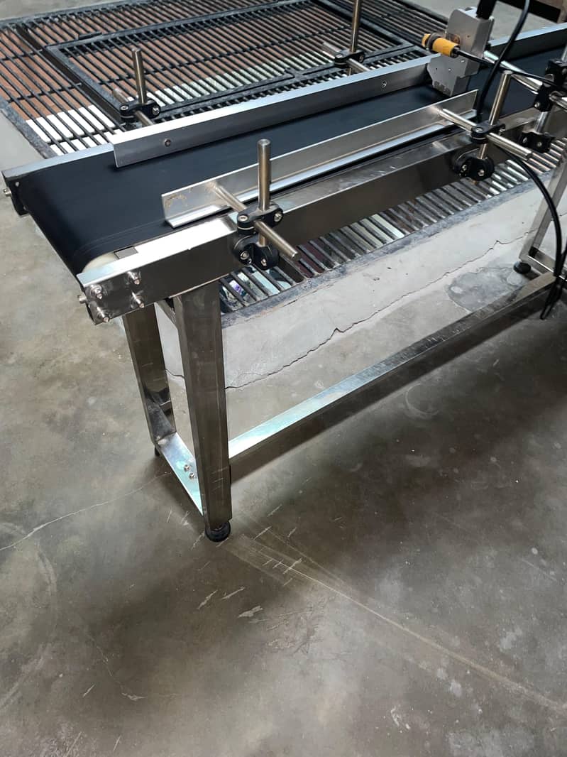 Inkjet Printer with conveyor belt For Retail, Expiry,Logo,etc 3