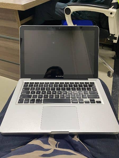 macbook pro mid 2012 8/500gb 7