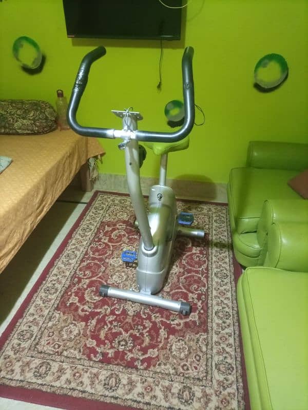 Exercise Cycle – Home Fitness Equipment (Excellent Condition) 1