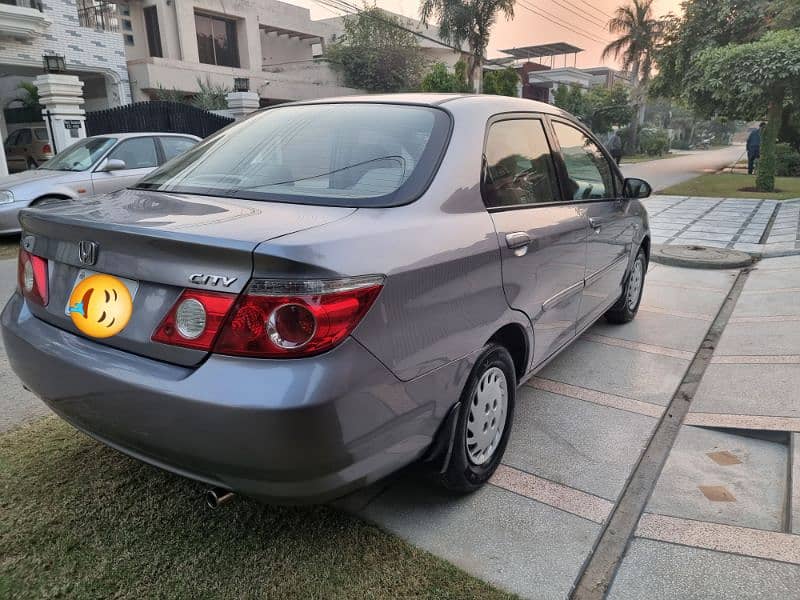 Honda City IDSI 2008, Total genuine, first owner 5