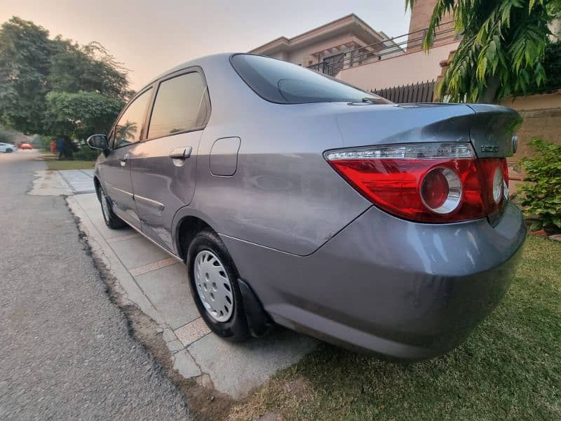 Honda City IDSI 2008, Total genuine, first owner 12