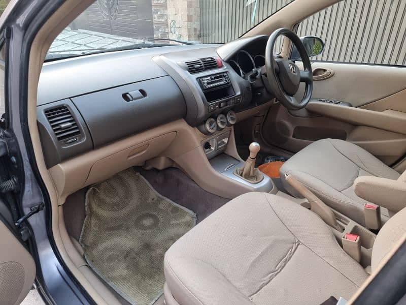 Honda City IDSI 2008, Total genuine, first owner 17