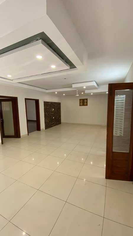 10 Marla Luxury Like Brand New House For Sale In Jasmine Block Sector C Bahria Town Lahore 8