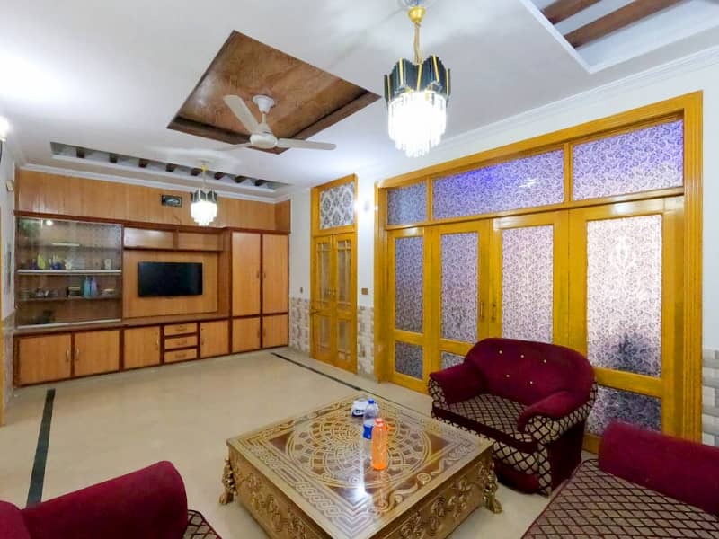 8 Marla House For sale In Rs. 32000000 Only 7