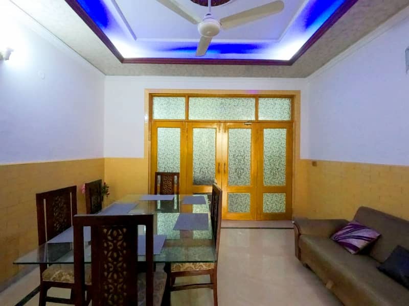 8 Marla House For sale In Rs. 32000000 Only 17