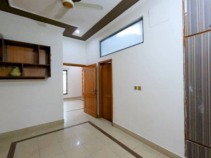 8 Marla House For sale In Rs. 32000000 Only 28