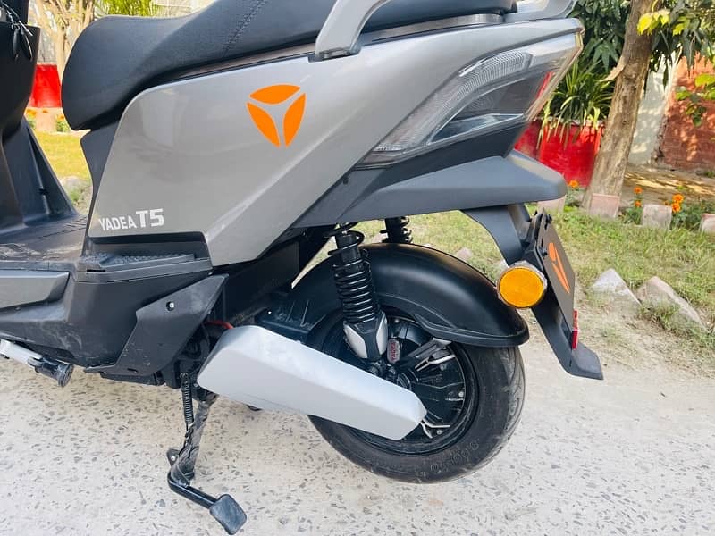 yadea t5 electric Bailey 6