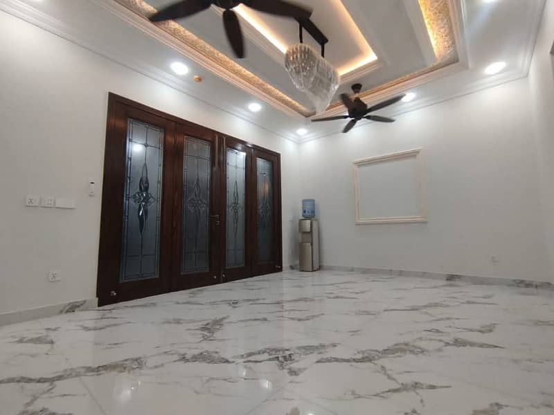 1 Kanal Luxury Non Furnished Upper Portion For Rent In Bahria Town Lahore 10