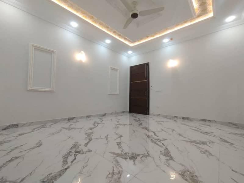 1 Kanal Luxury Non Furnished Upper Portion For Rent In Bahria Town Lahore 16