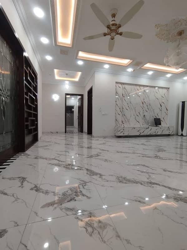 1 Kanal Luxury Non Furnished Upper Portion For Rent In Bahria Town Lahore 17