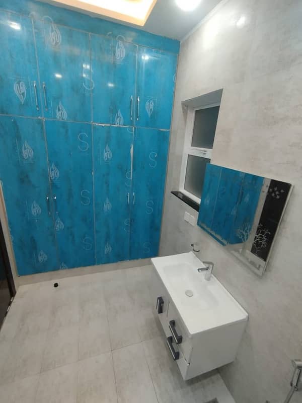 1 Kanal Luxury Non Furnished Upper Portion For Rent In Bahria Town Lahore 34