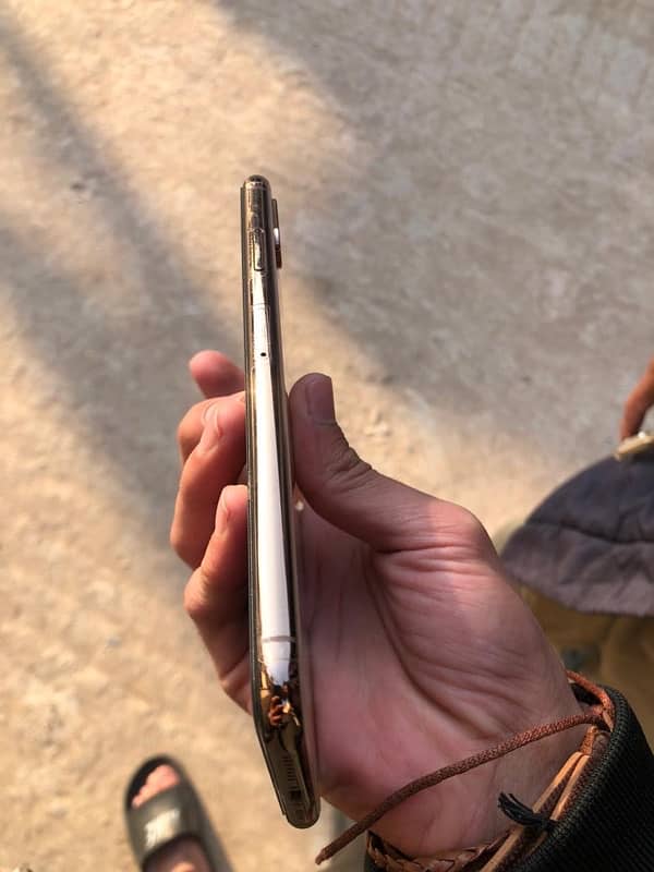 iphone xs max new condition 1