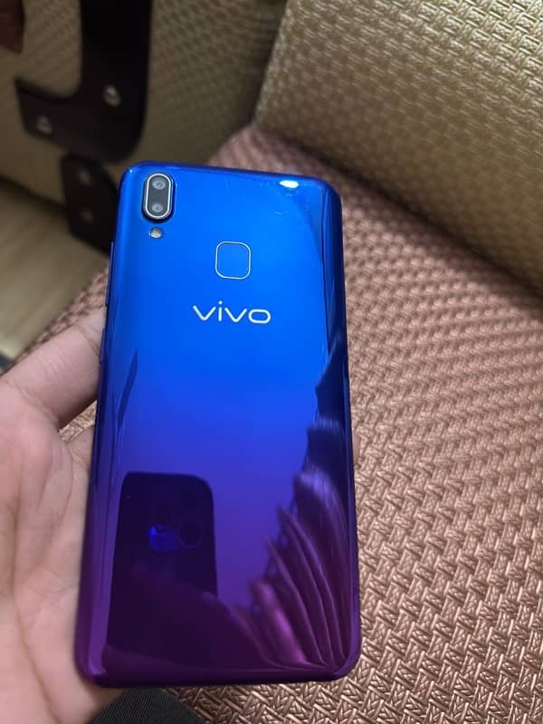 Vivo Y95 4/64 With Box + Original Charger 1