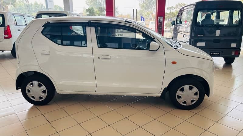 Suzuki Alto 2023 6