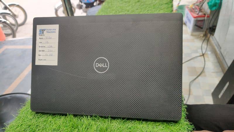 Dell 7330 i5 12generation 5