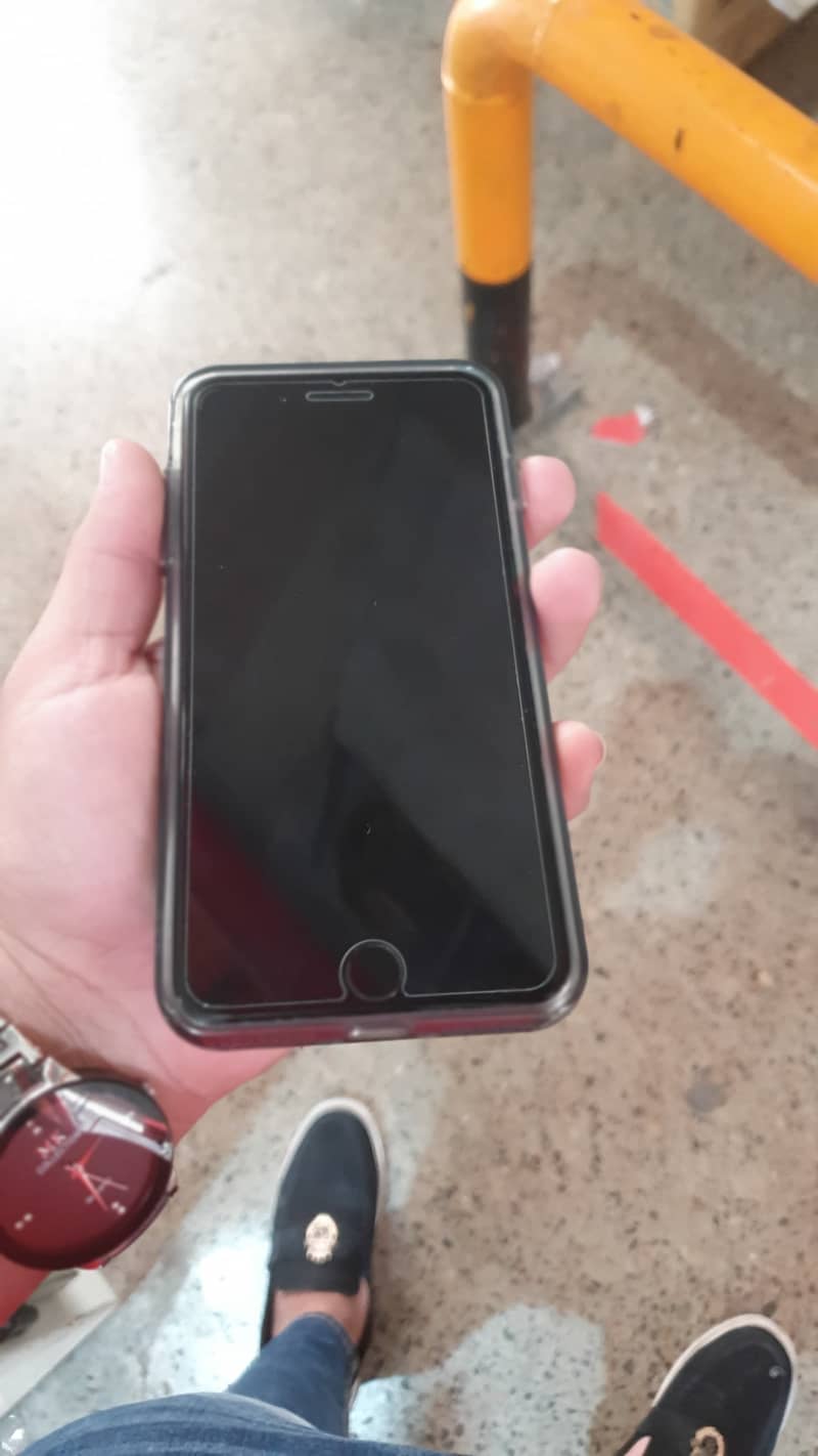 I phone 7 plus/10\9 condition 0