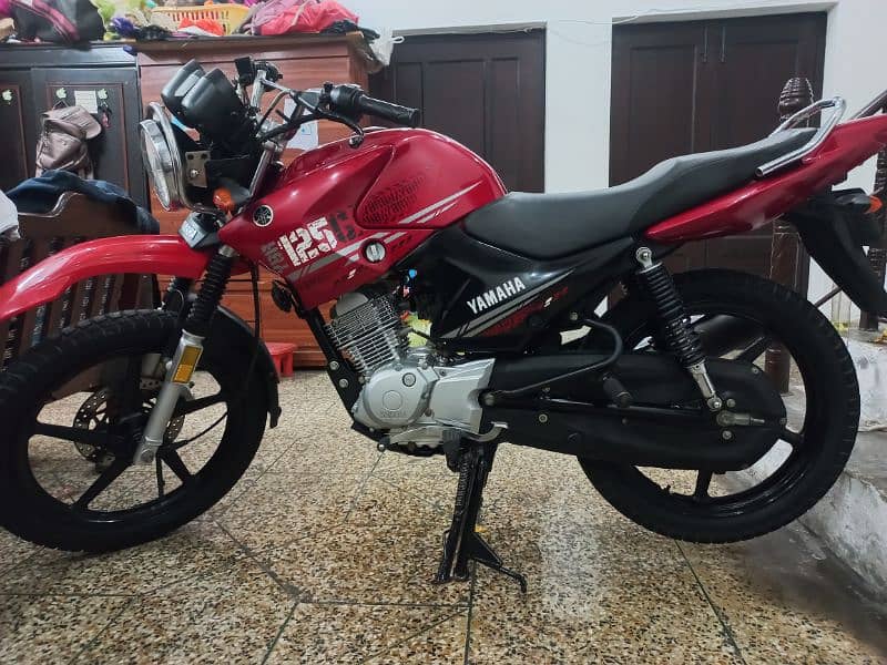 Yamaha YBR 125G model 2023 1