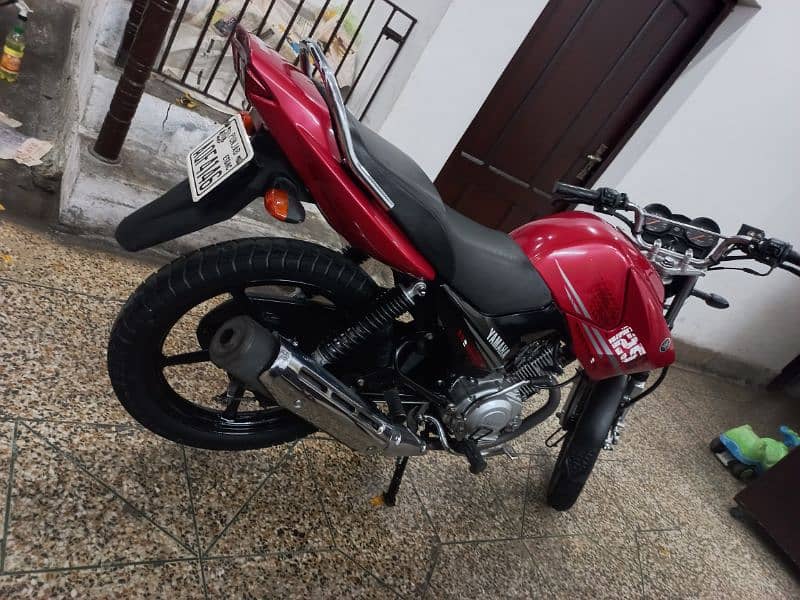 Yamaha YBR 125G model 2023 6