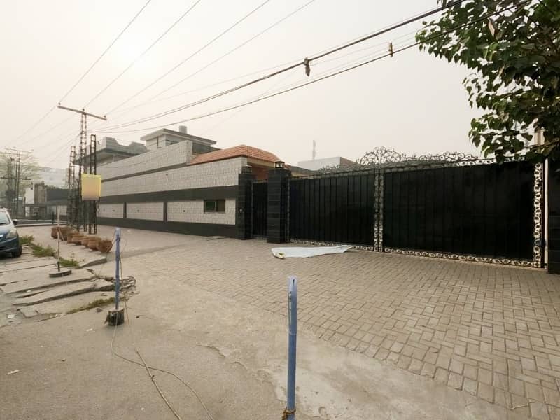 Prime Location 10 Kanal Factory Available For Rent In Quaid-E-Azam Industrial Estate, Quaid-E-Azam Industrial Estate 0