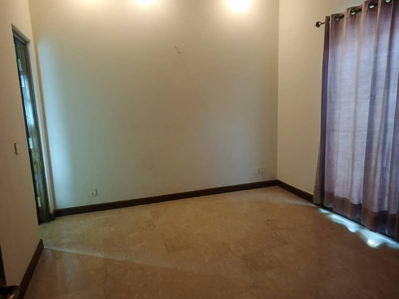 10 Marla House Available For Rent In DHA Phase 5 5