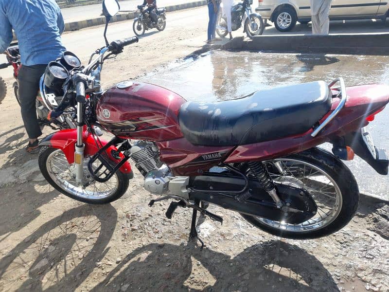 Yamaha yb125z 2023 model 6