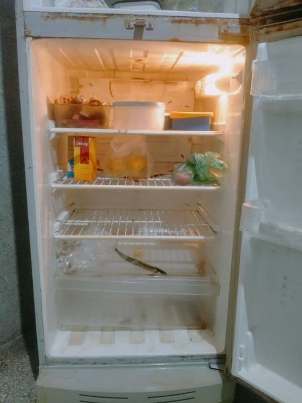 Fridge For Sale Urgent 8