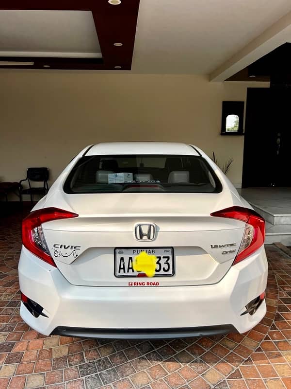 Honda Civic Oriel 2018 3