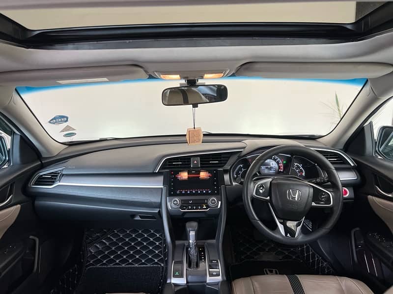 Honda Civic Oriel 2018 6