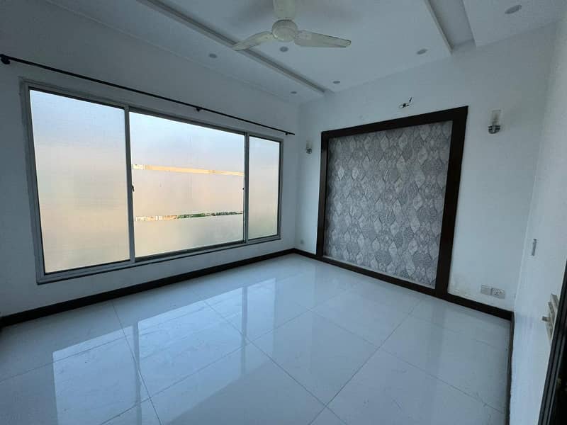 5 Marla Full House For Rent In DHA Phase 6 15