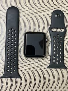 Apple Watch Series 3 (42mm case aluminium)