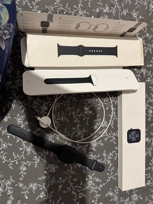 Apple Watch SE2 2022 2nd Generation Complete Saman Original 4