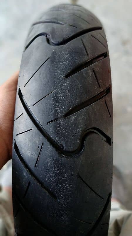 hi Speed infinite 150cc Back tyre 60km used. 0