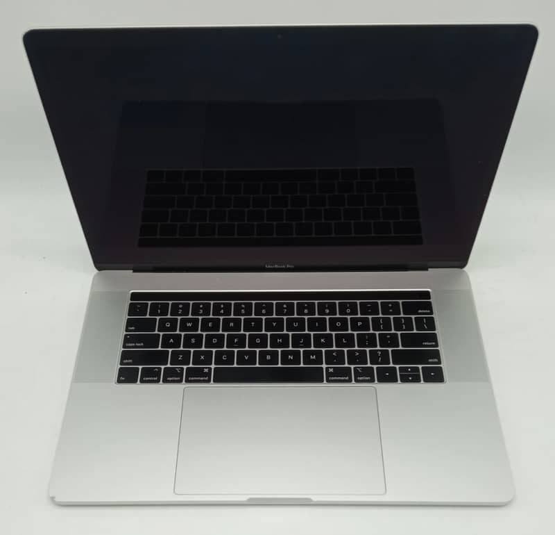 Macbook Pro 2018 15inc i7 2.6G 4GB Card 16/512GB i7 Quantity Available 5