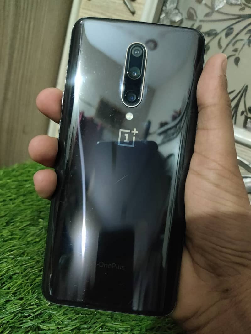 Xiaomi Mi 11 lite 6/128. / OnePlus 7 pro 8/256 11