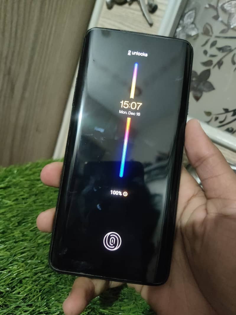 Xiaomi Mi 11 lite 6/128. / OnePlus 7 pro 8/256 12