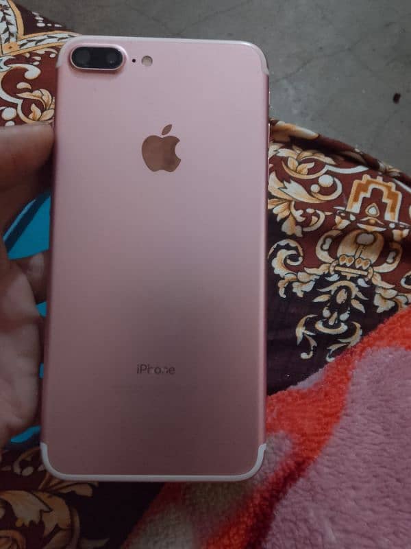 iphone 7plus condition 10/9 non pta 1