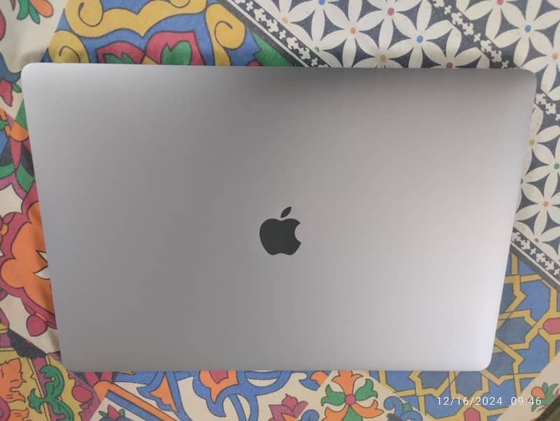 MacBook Pro 2019-16 Display-32/1TB SSD-50CC 3