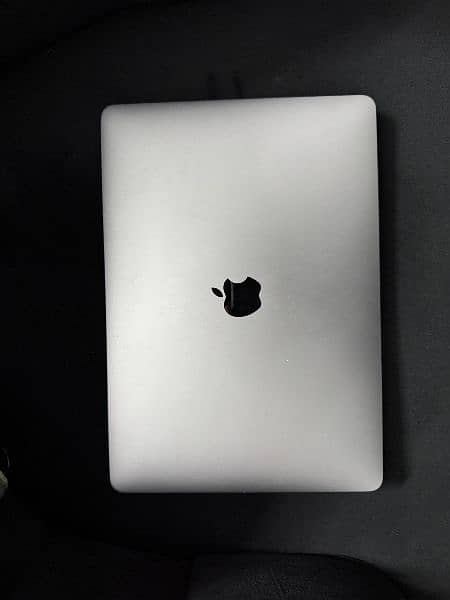 Macbook Air M1 2020 used for sale 0