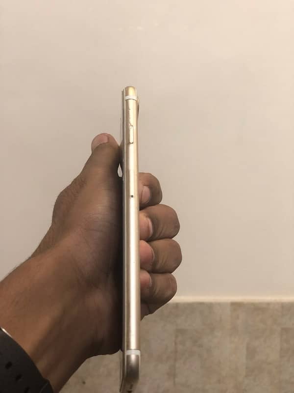 iPhone 7plus for sell 4