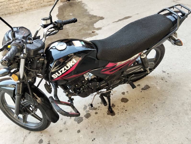 Suzuki 8