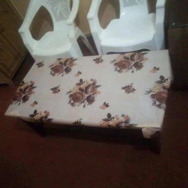 sofa 1 large with two side chair and table set 4