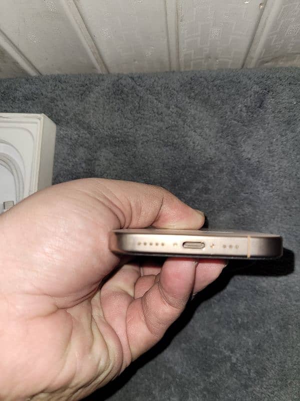 Apple iPhone 16pro 256gb Non pta 0