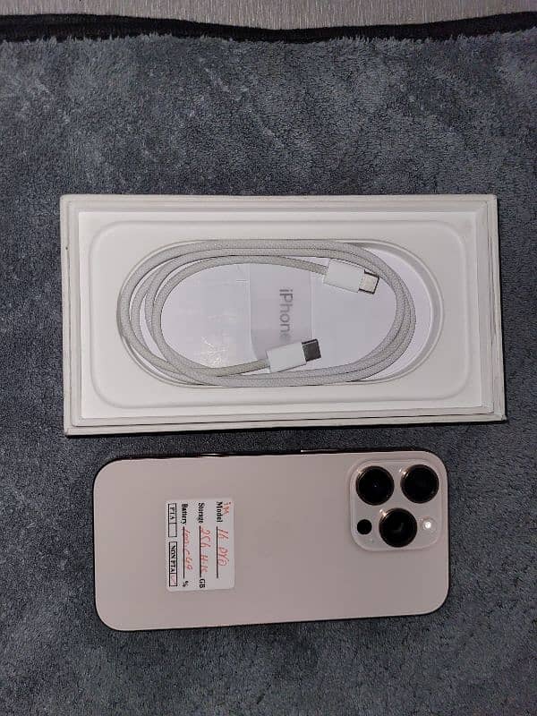 Apple iPhone 16pro 256gb Non pta 5