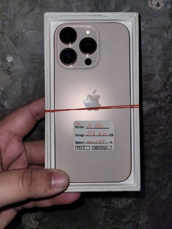 Apple iPhone 16pro 256gb Non pta 6