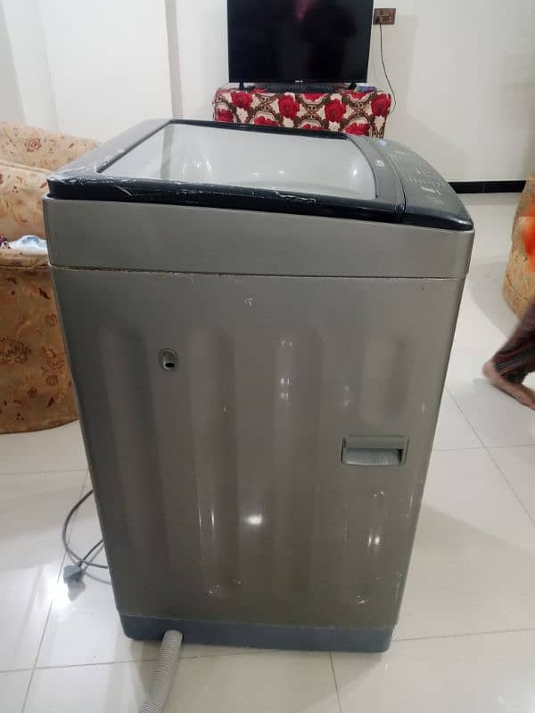 Haeir 12kg Automatic Washing Machine 2