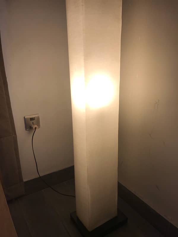 Lamp at Affordable Price. Just like New 0