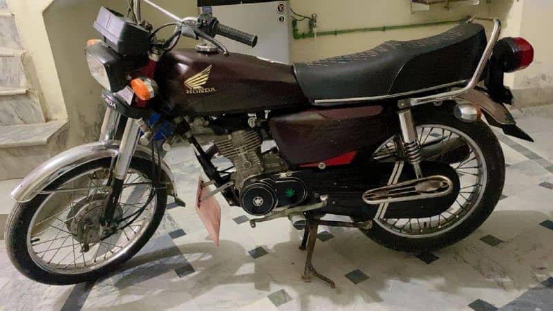 Honda 125 model 2021 is in Good condition 0