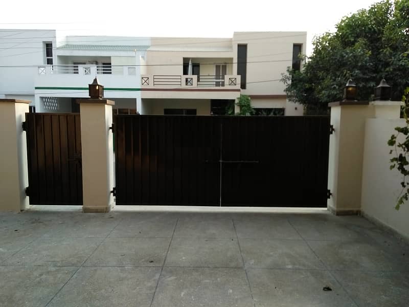 10 Marla 03 Bedroom House Available For Sale In Askari 9 Lahore 0