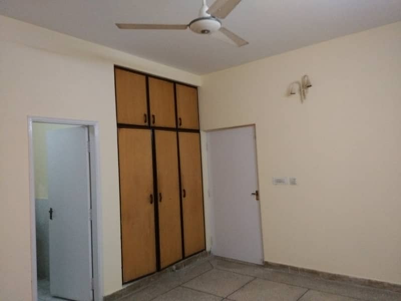 10 Marla 03 Bedroom House Available For Sale In Askari 9 Lahore 18