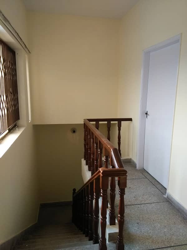 10 Marla 03 Bedroom House Available For Sale In Askari 9 Lahore 25